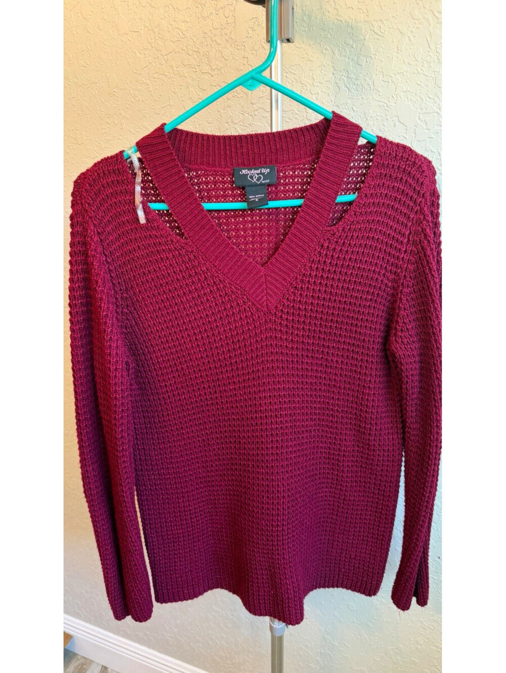 Hooked Up by I.O.T Women's Burgundy V-Neck Lightweight Open Knit Sweater S